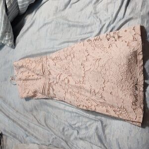 Just going thru clothes cuz I'm pregnant and needing to get rid of clothes !!!